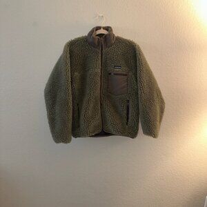 Women’s Oversized Olive Sherpa Fleece Jacket